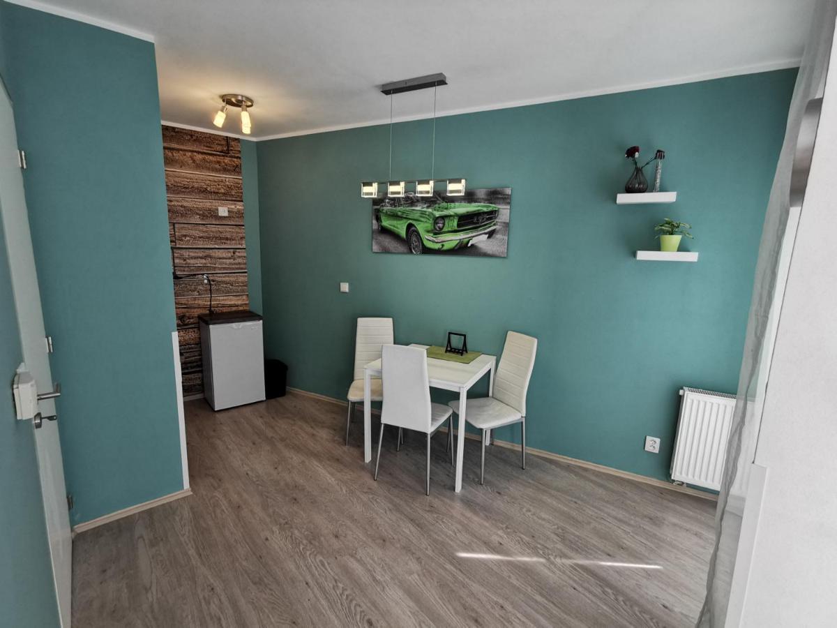 Apartman Mustang Klinovec Loučná pod Klínovcem Eksteriør bilde