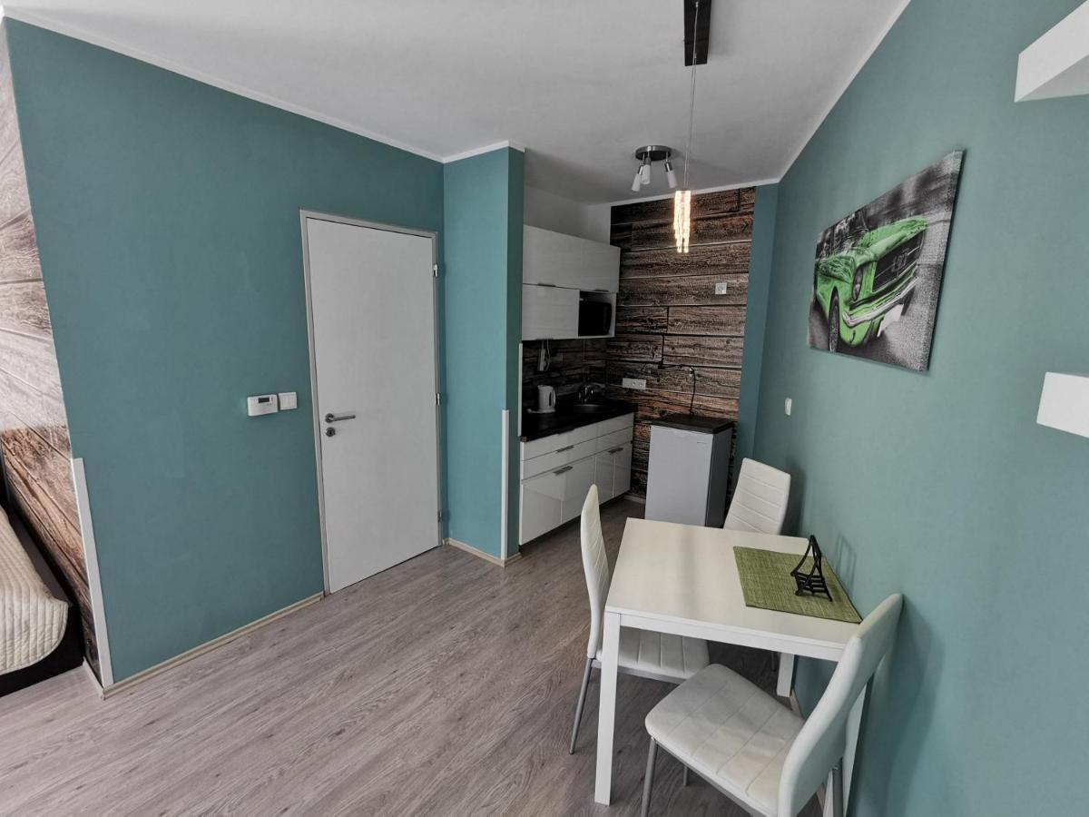 Apartman Mustang Klinovec Loučná pod Klínovcem Eksteriør bilde