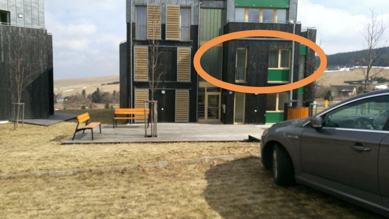 Apartman Mustang Klinovec Loučná pod Klínovcem Eksteriør bilde